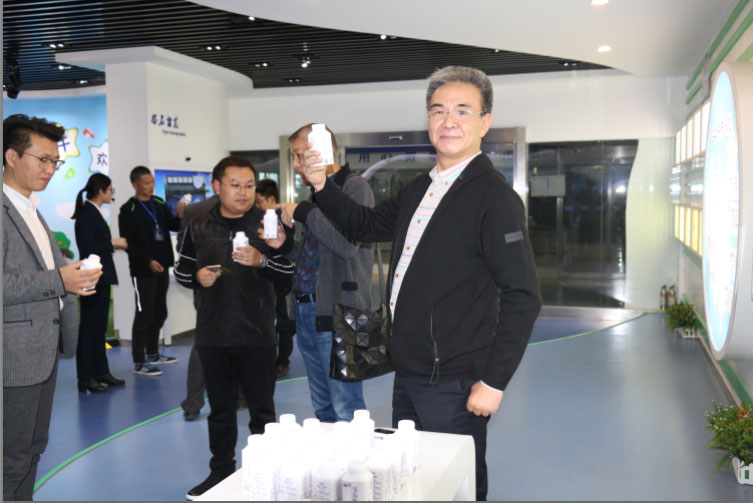 商界領(lǐng)袖俱樂部精英參訪花花牛！