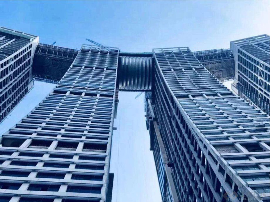 重慶橫建摩天大樓（來福士廣場）-1.jpg